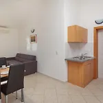 Emilija Apartamento *