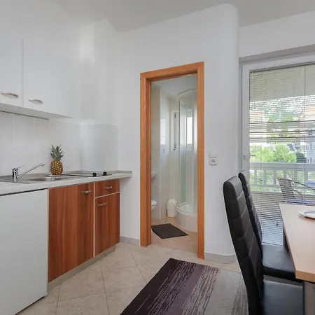 Apartment Andric Makarska