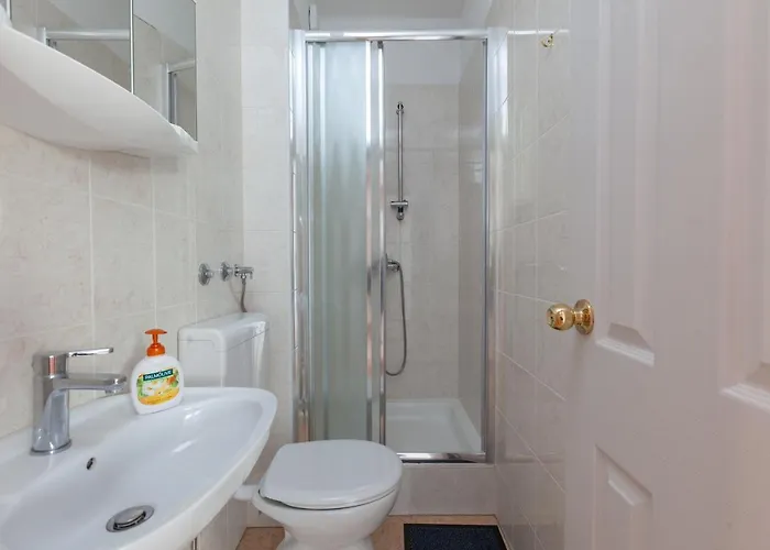 Emilija 公寓 马卡尔斯卡