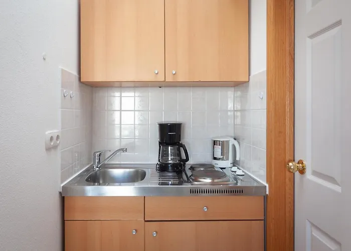 Emilija * Макарська