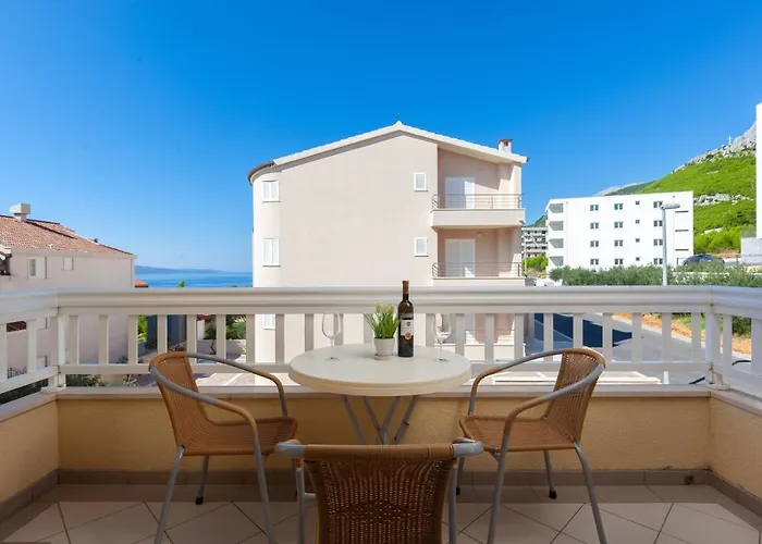 Апартаменти Emilija