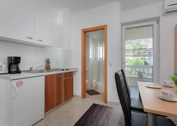 公寓 Emilija 马卡尔斯卡